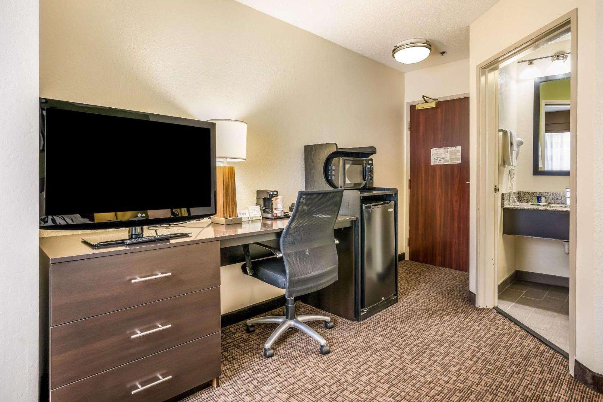 Sleep Inn & Suites Jacksonville Near Camp Lejeune Zewnętrze zdjęcie